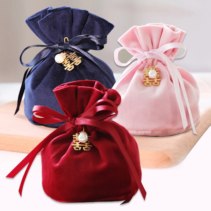 

Wedding Velvet Candy Bag Small Red Book Wedding Candy Companion Gift Wedding Candy Box Creative Birthday Full Moon Candy Bag