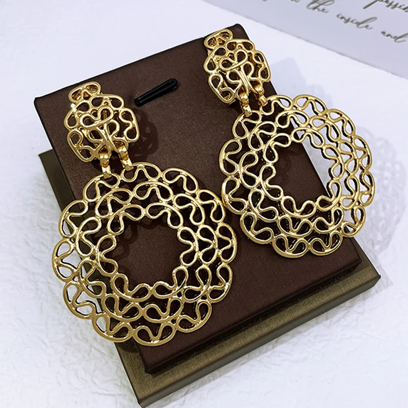 Женские серьги-подвески золотого цвета с покрытием из 18-каратного золота