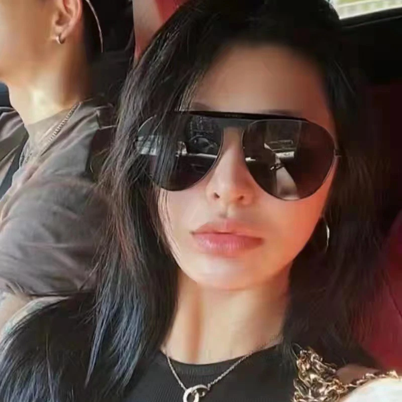 

Солнцезащитные очки-авиаторы в металлической оправе для мужчин и женщин, зеркальные солнечные аксессуары в винтажном стиле, с защитой от ул...