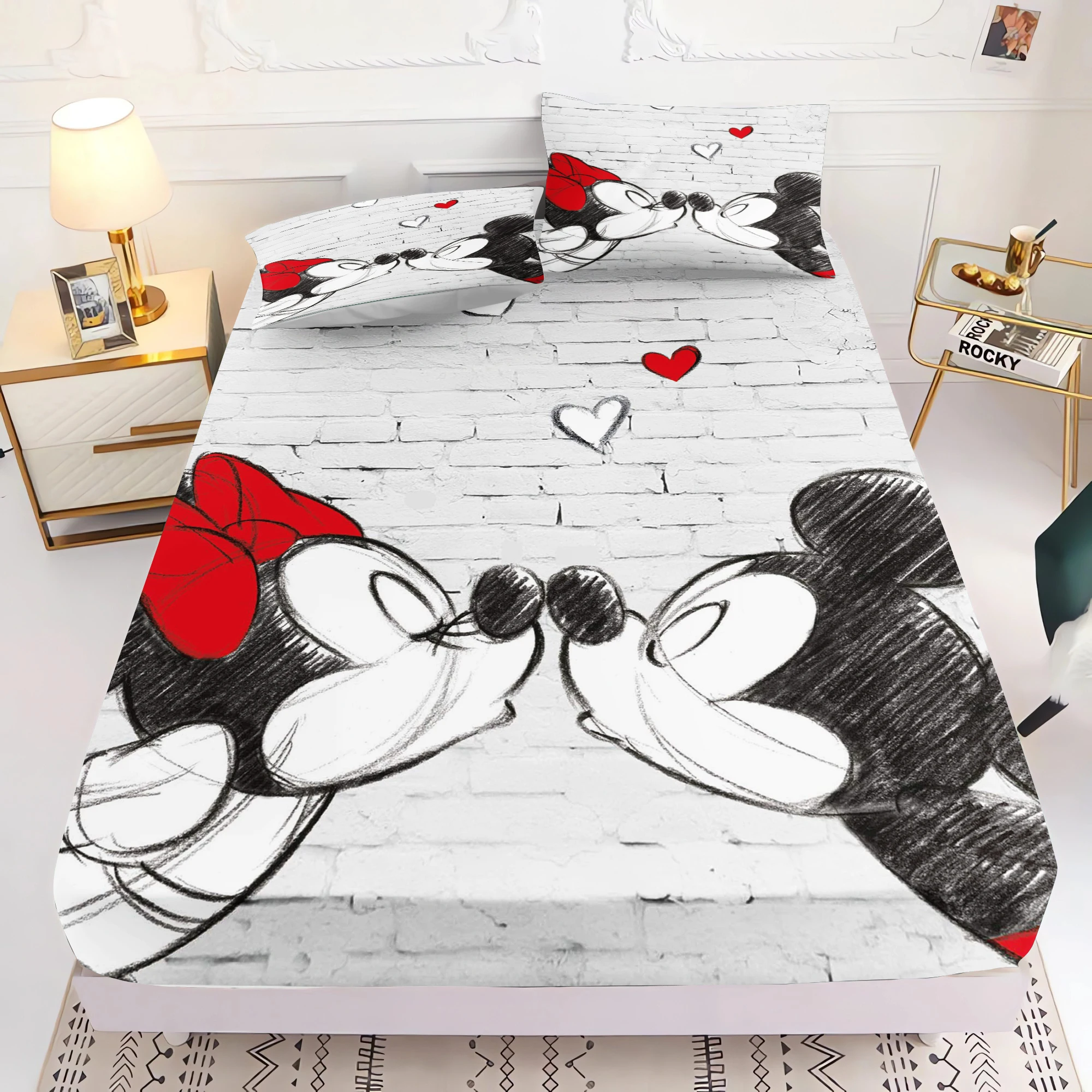 

Комплект постельного белья MINISO с Микки Маусом 3 шт.