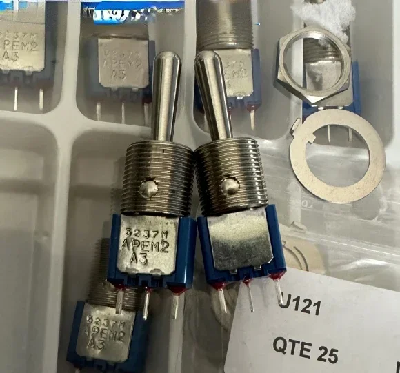 5237MAB Французский APEM трехконтактный трехступенчатый двусторонний кулисный