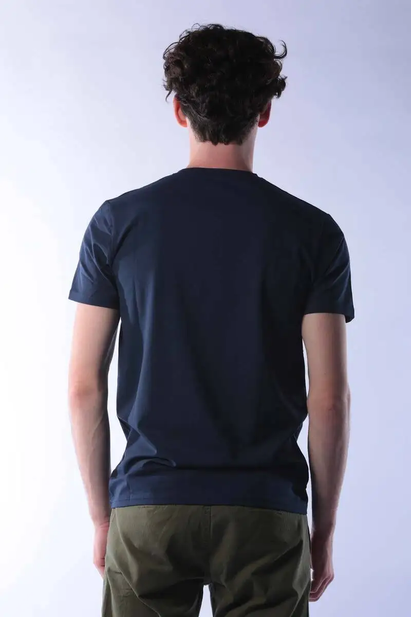 

Rodrigo 1007 Yuvarlak Desenli Erkek T-Shirt