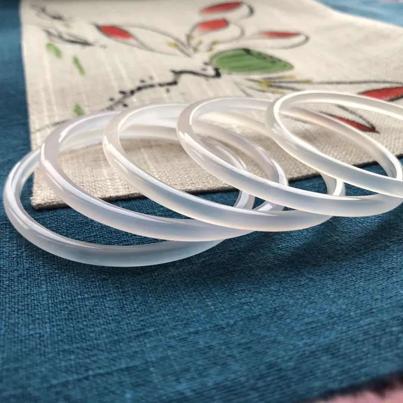 Оптовая продажа с завода агат ледяной цвет желе белый халцедон круглый бар Jingle