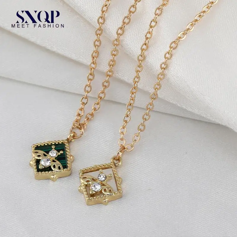 

Cold Style Diamond Bee Malachite Titanium Steel Necklace Collarbone Necklace Bracelet Combination Cute Cute Gentle Style