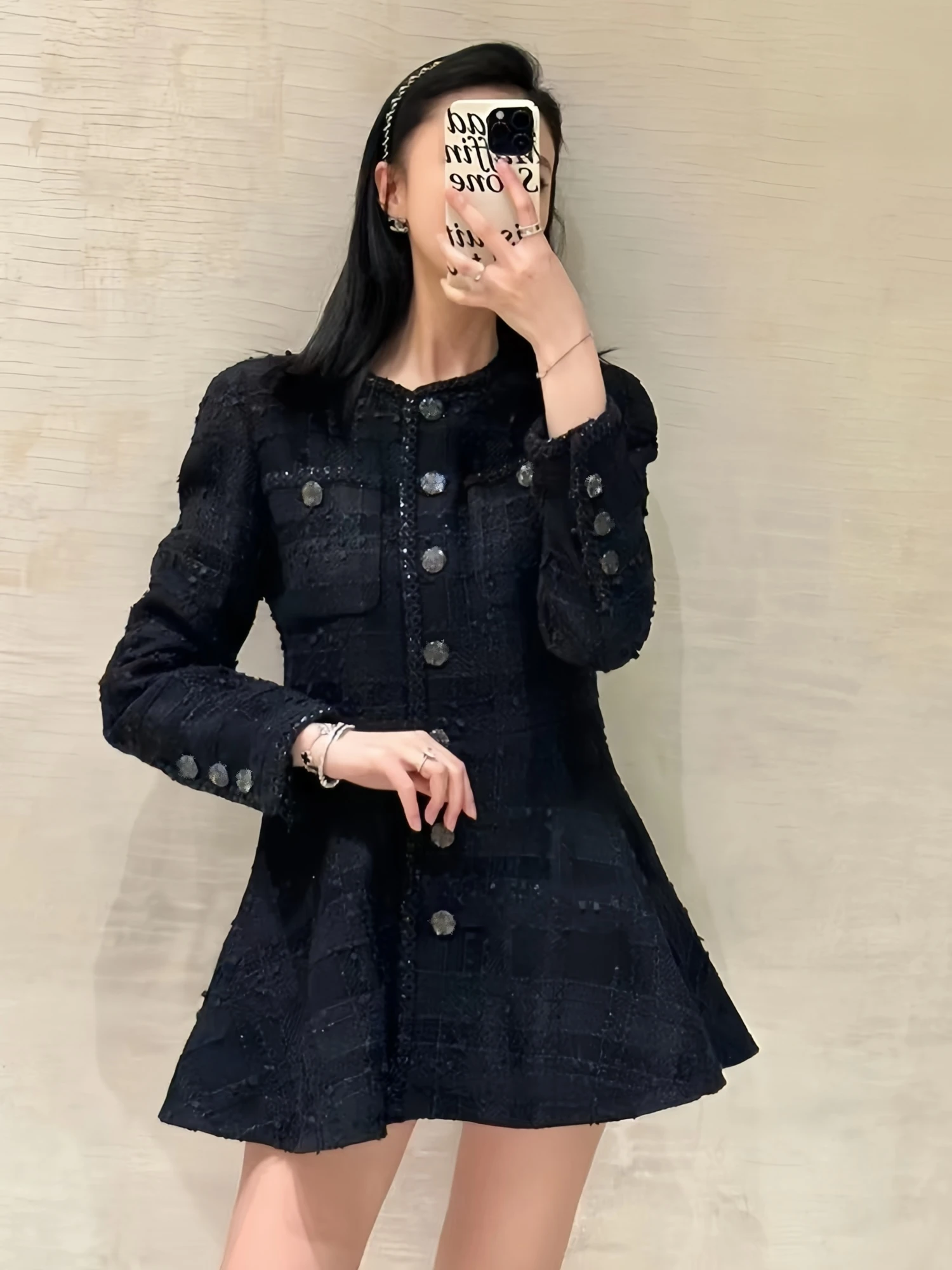 

2023 Autumn/Winter Women's Mid length Long sleeved Dress CC Mid length Jacket Tweed Wool A-line Skirt All Black Large Hem