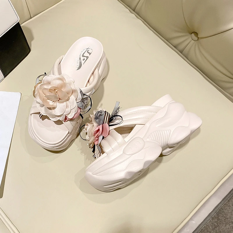 New Summer Women Slippers 2022 Thick Sole Dad Shoes Casual Platform Beach Flip Flops Leisure Flower Sandals Sneakers Woman 8.5CM
