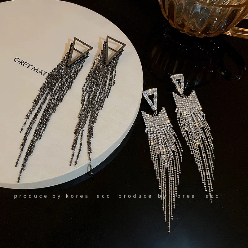 

Rhinestone Long Tassel Earrings For Women Personality Trendy Exaggerated Metal Temperament Earrings Fashion Trendy Earrings