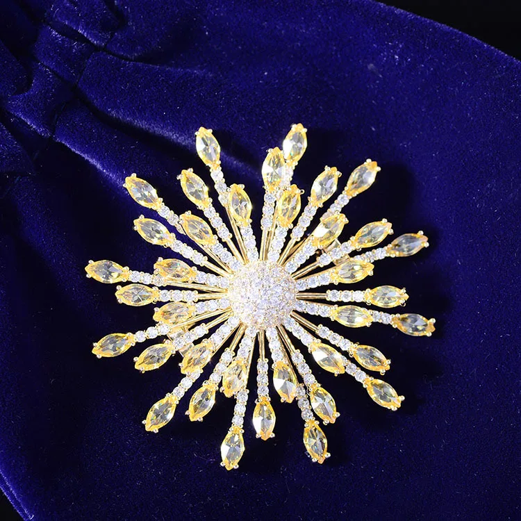 

New anti-clip zircon sunflower brooch female Korean fashion brooch pin personality temperament coat explosion accessories