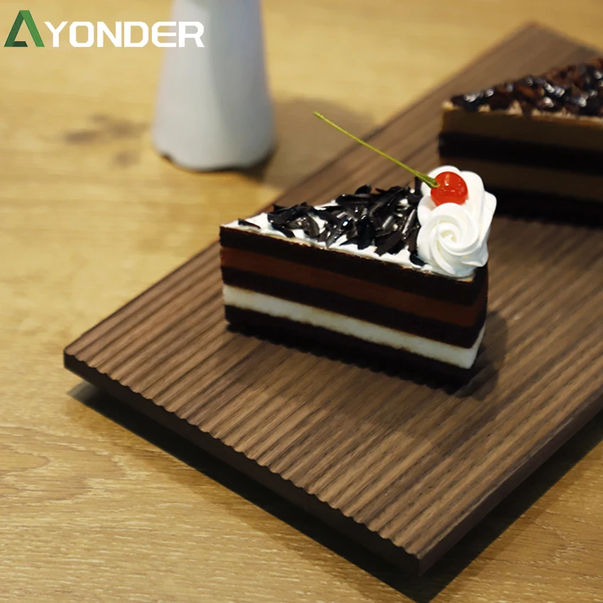 Однотонная подставка для чая и пирожных в японской воде |