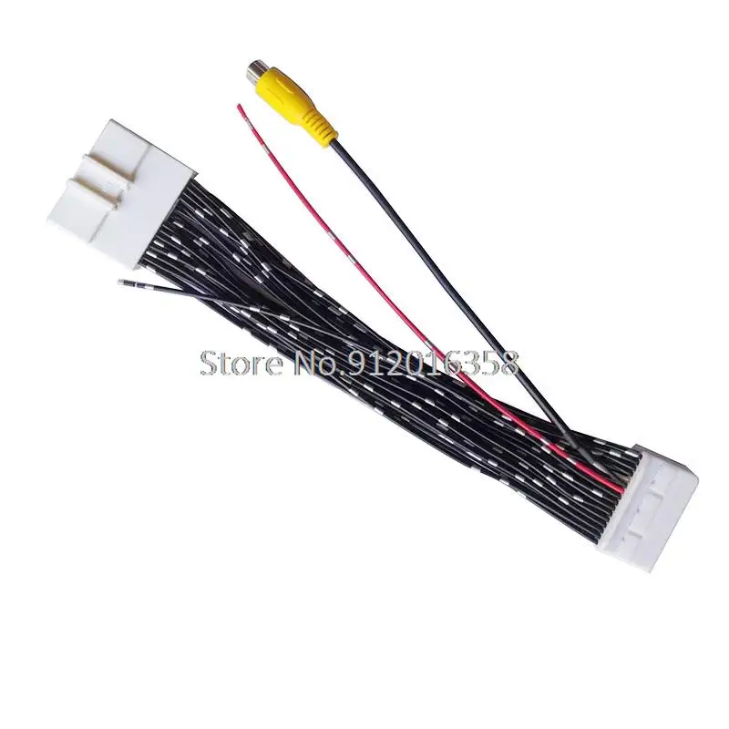 

20CM 22AWG TH 025 32 POS PLUG F/H .025 SERIES TE Connectivity 1318747-1 TE Connectivity AMP Connectors