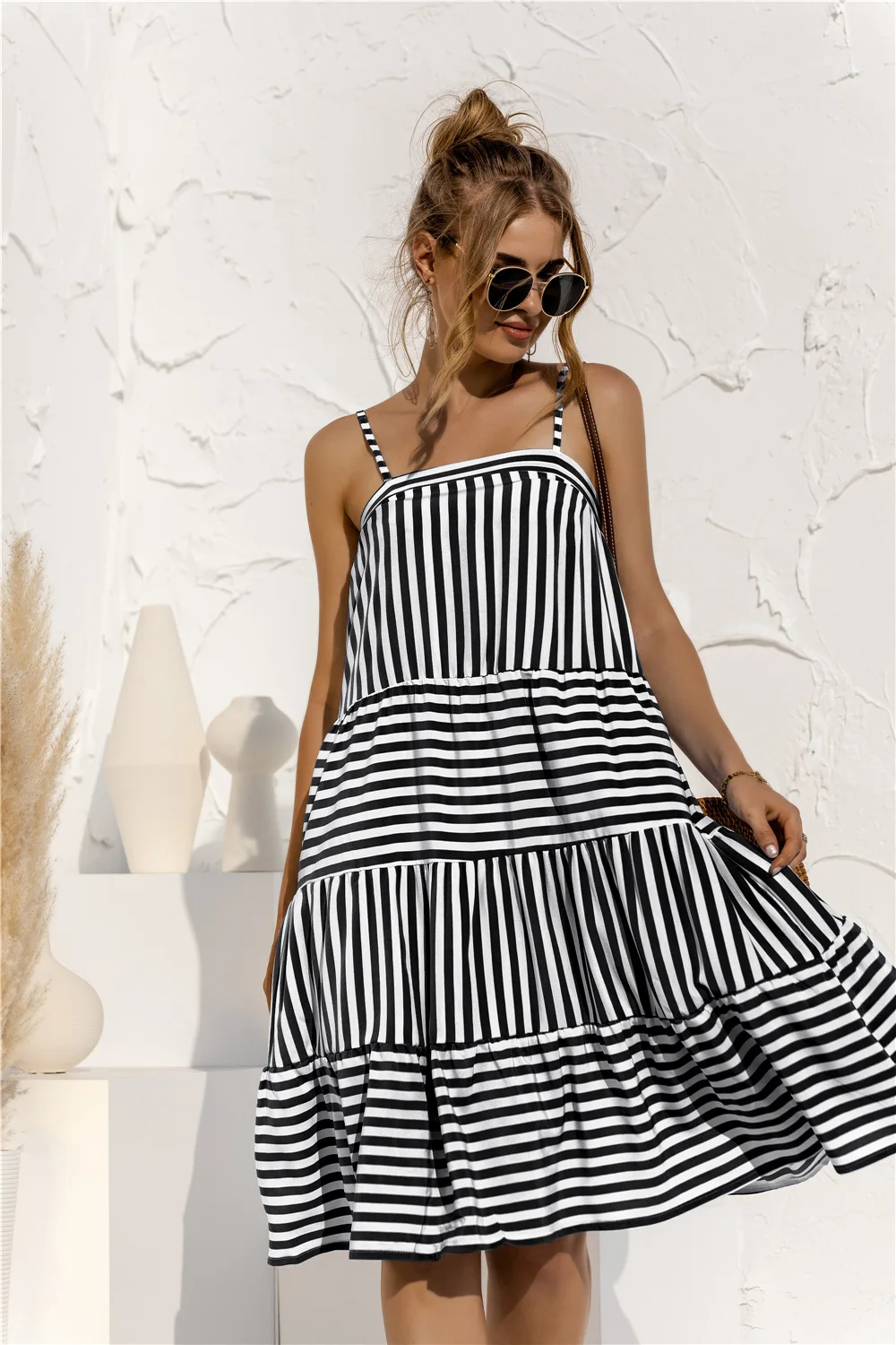 

2022 European and American Spring and Summer New Women's Striped Strap Splicing Loose Casual Dress with Big Swing