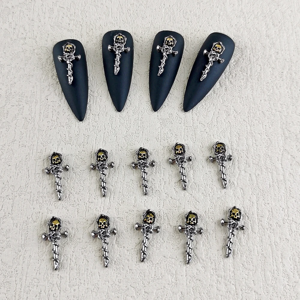 5 шт. металлические гвоздики для ногтей в виде черепа