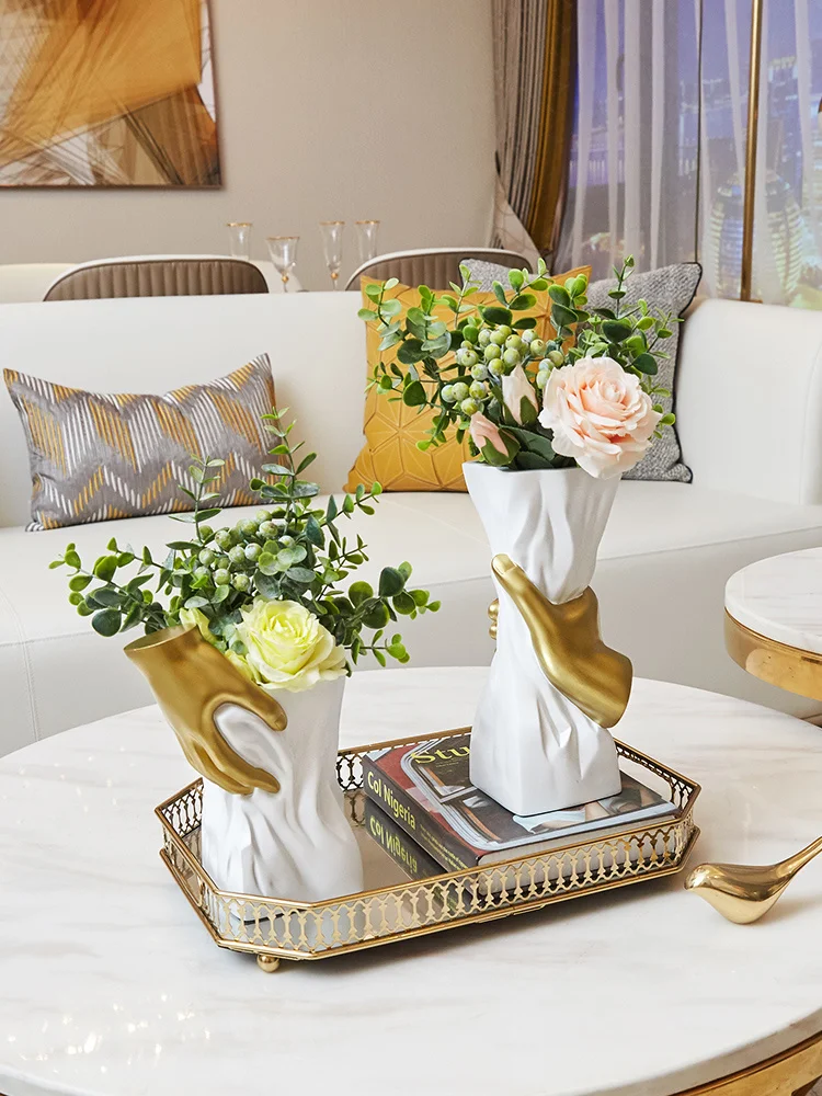 

Декоративная ваза из каучука в скандинавском стиле [MGT]