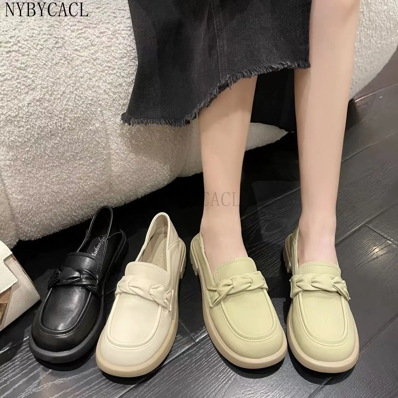 New Oxford Shoes Ladies Slip on Flats Solid Decorate Leather Shoes Thicken Heels Loafers Sneakers Spring Single Fashion Shoes
