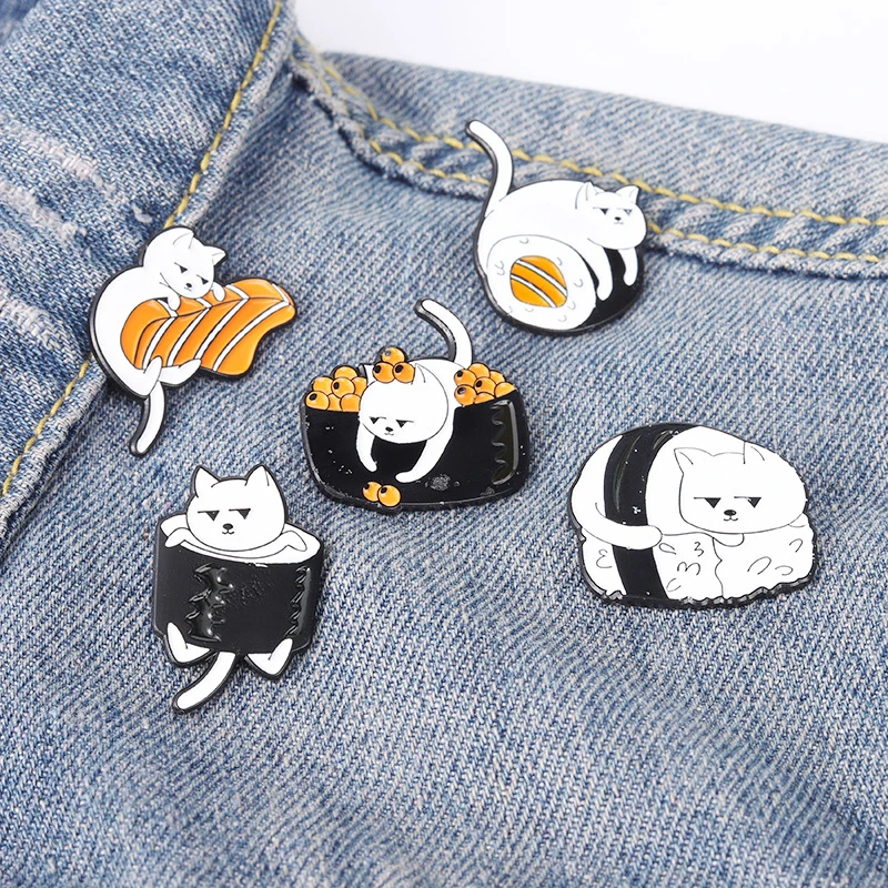 

Creative Cartoon Sushi Cat Brooch Funny Rice Ball Cat Brooch Cute Animal Pins Jacket Brooch Handbag Badges Jewelry Gift