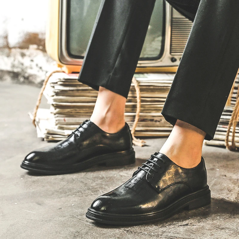 Мужские деловые повседневные кожаные туфли классические джентльменские для