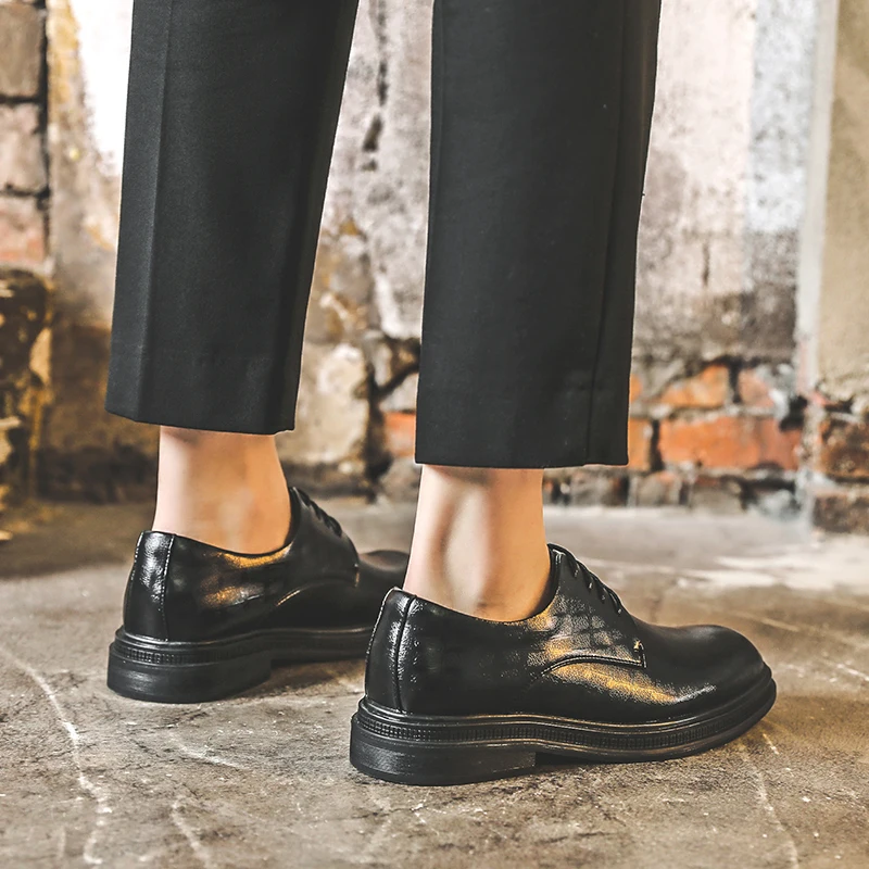 Мужские деловые повседневные кожаные туфли классические джентльменские для