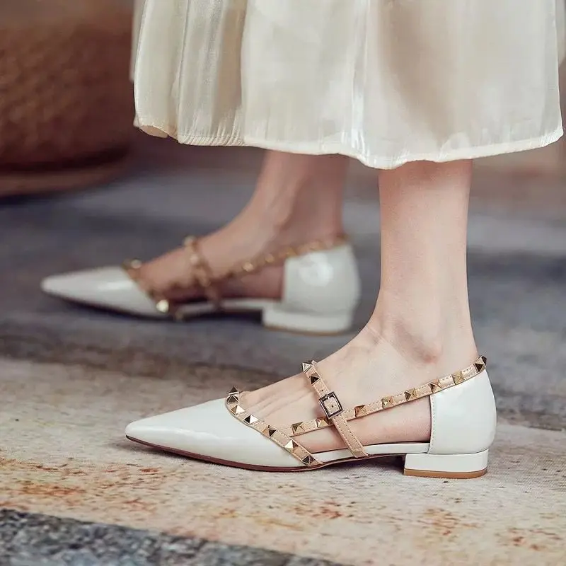 

Oraqwlj Women Shoes Ladies High Quality Rivets Patent Leather Flats Back Strap Pointy Toe Sandals For Dress Office Single Shoes