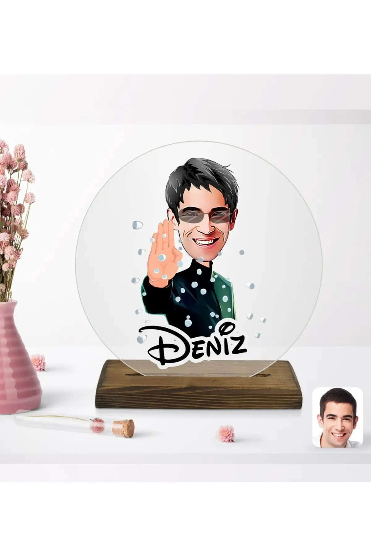 

Personalized Male Singing Cartoon Round Wooden Stand trinkets-1