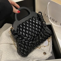thick chain design small quilted pu leather padded shoulder crossbody bags with wooden handle for women 2022 luxury handbags