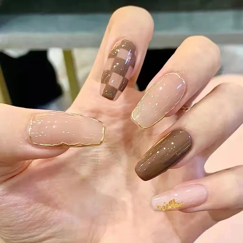 

False Nail Art Wearable Press On Fake Nails Tips Twisted Chessboard False Nail 24pcs/box With Wearing Tools As Gift