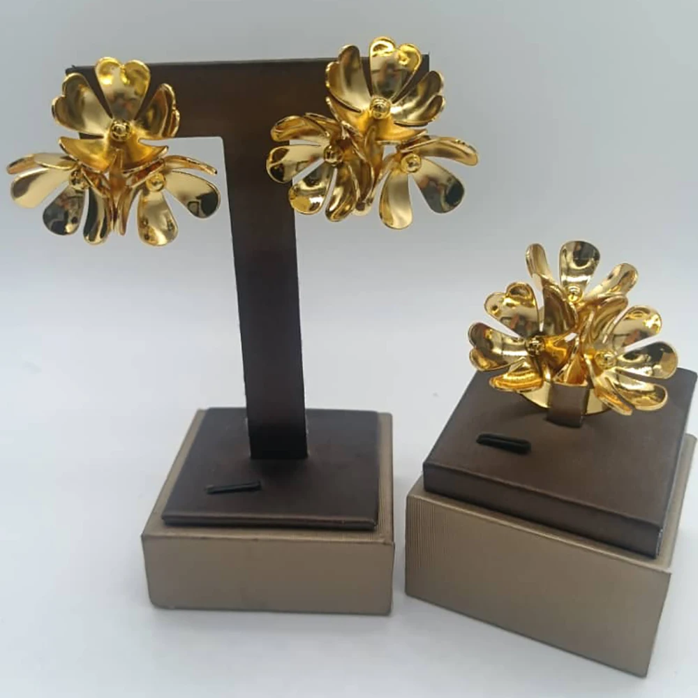 

African Jewelry Set for Women Gold Plated Earrings and Ring Weddings Party Accessories Ladies Engagement Earrings Jewelry Set