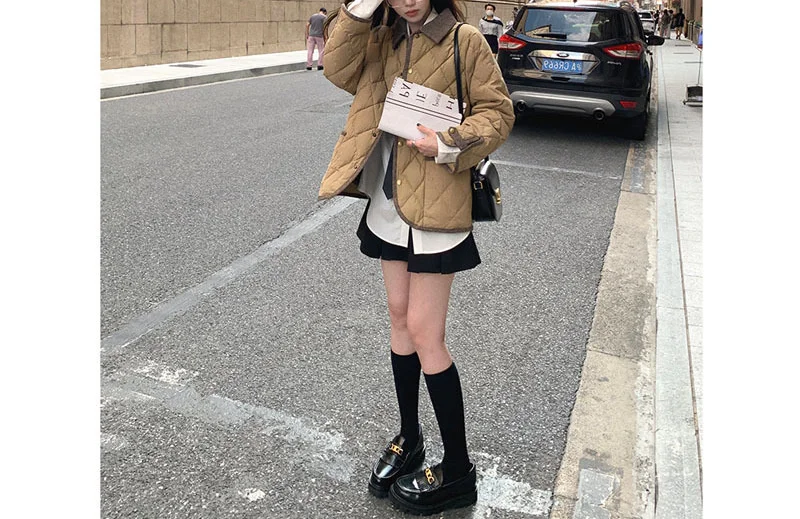 Autumn and Winter Women's Wear 2022 New Design Cotton cropped Jacket Down Loose Long Sleeve Coat