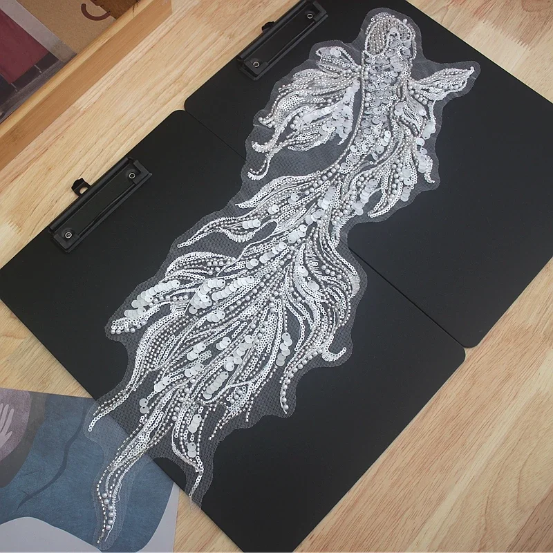 Кружевная бусина для ногтей QRTRIM белая