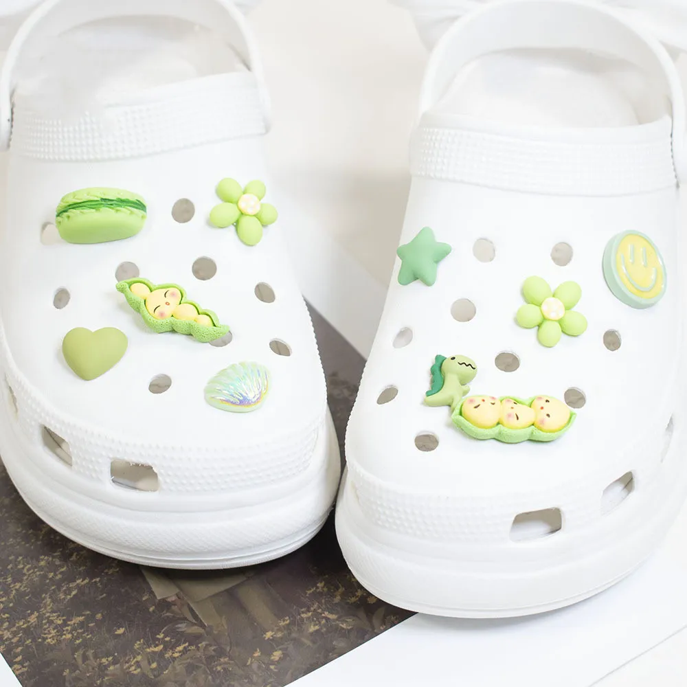 

Cute Cartoon Pea Baby Hole Shoes Charms For Jibbit Croc Accessories Shoe Buckle Natural Wind Shoe Flower DIY Shoes Decorations