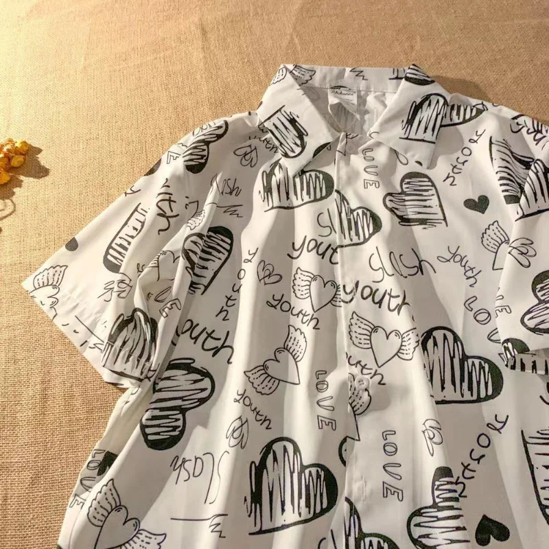 

DAYIFUN Women Shirt Short Sleeve Spring and Summer Chic Loose Womens Tops Stick Love Print Korean Fashion White Blouse Women