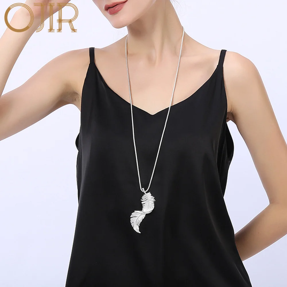 

Vintage Silver Color Alloy Feather Collares Necklace Chains Stranger Thing New in Suspension Jewelry for Women Trending Products