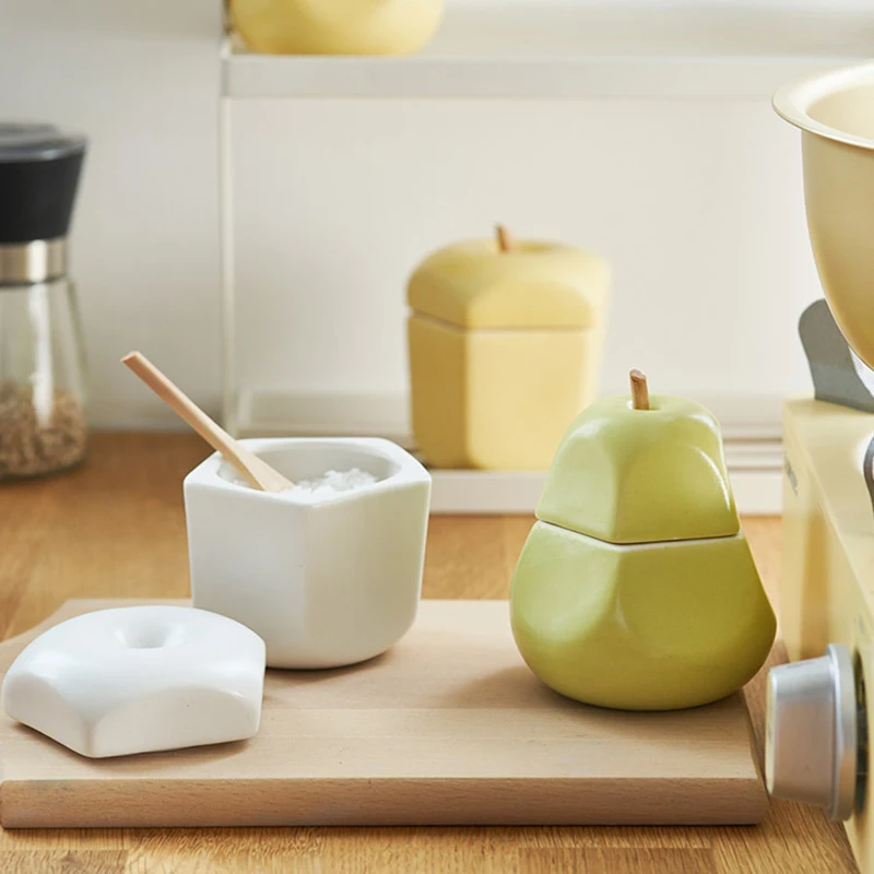 

Home Ceramics Spice Jar Single Sugar Salt MSG Storage Tank with Spoon Lid Apple Pear Shape Seasoning Bottle Kitchen Supplies