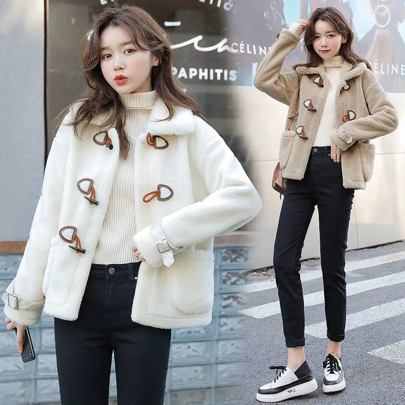 

Новинка Осень-зима 2022 куртка из бархата ягненка с имитацией меха женская Куртка Свободная модная Корейская темпераментная шерстяная куртк...