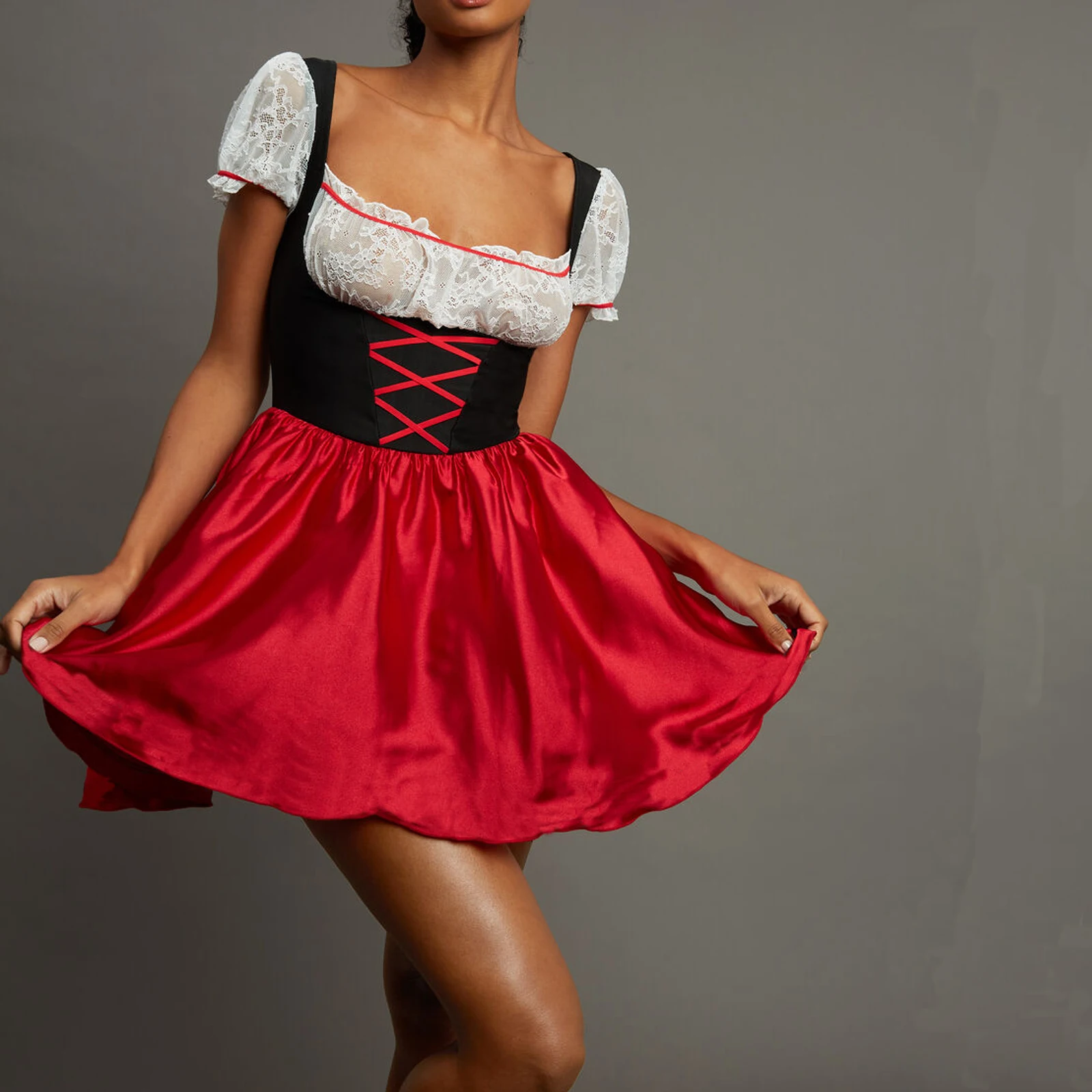 

Женское мини-платье с коротким рукавом, с квадратным вырезом