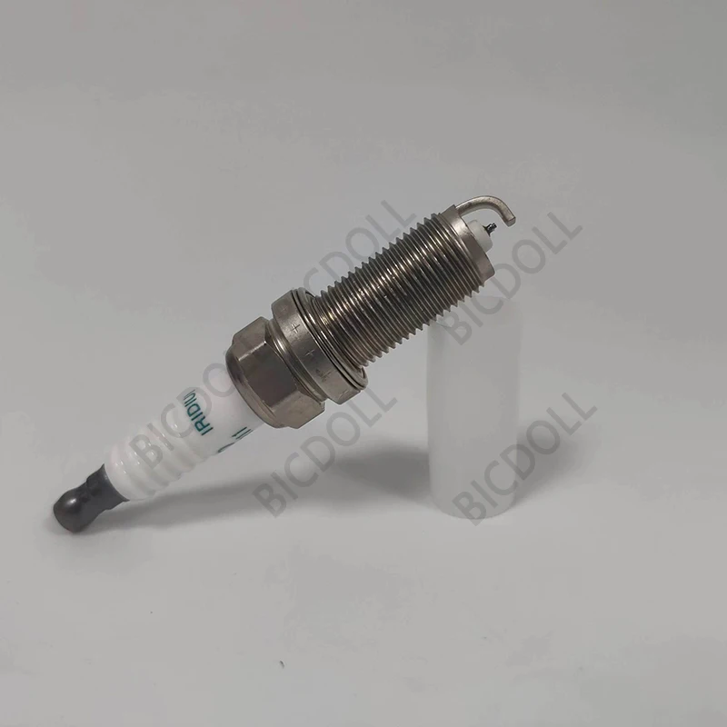 4/6 шт. 3417 SK16HR11 иридиевая свеча зажигания для TOYOTA CAMRY FJ CRUISER HIGHLANDER LAND YARIS RAV-4 RACTIS LEXUS ES