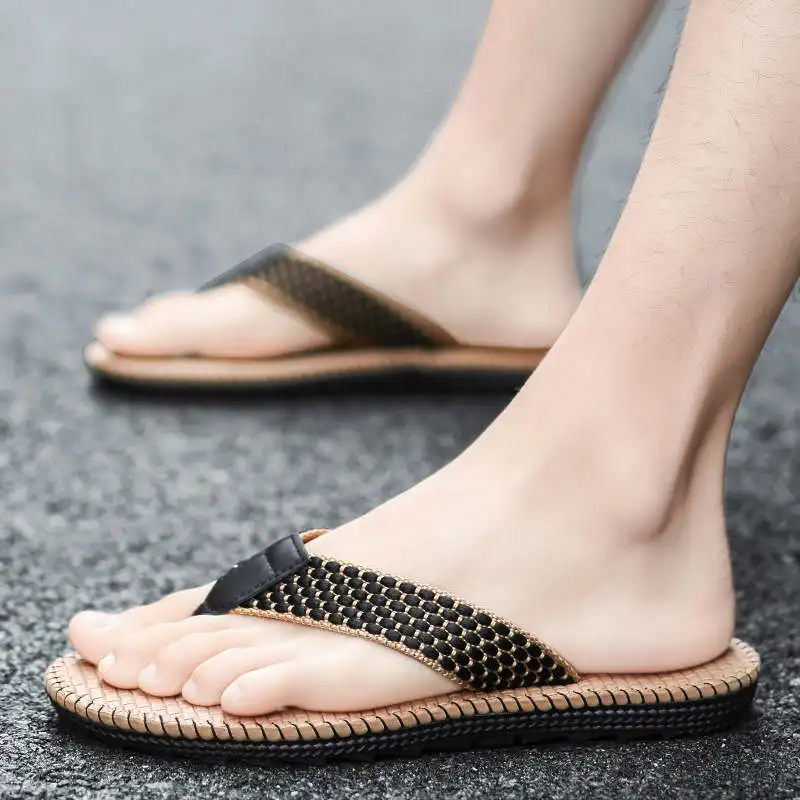 

Joging Men's Flip Flops Flip Flops Luxury Brand High Quality Shoes For Men Brands 2021 Comfortable Beach Fluffy Slippers Tennis