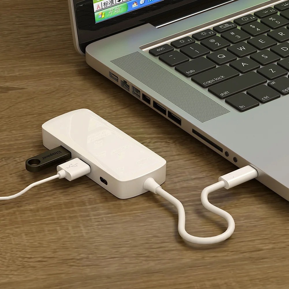 

USB-концентратор для ноутбука с портом Type-C и поддержкой 4 к