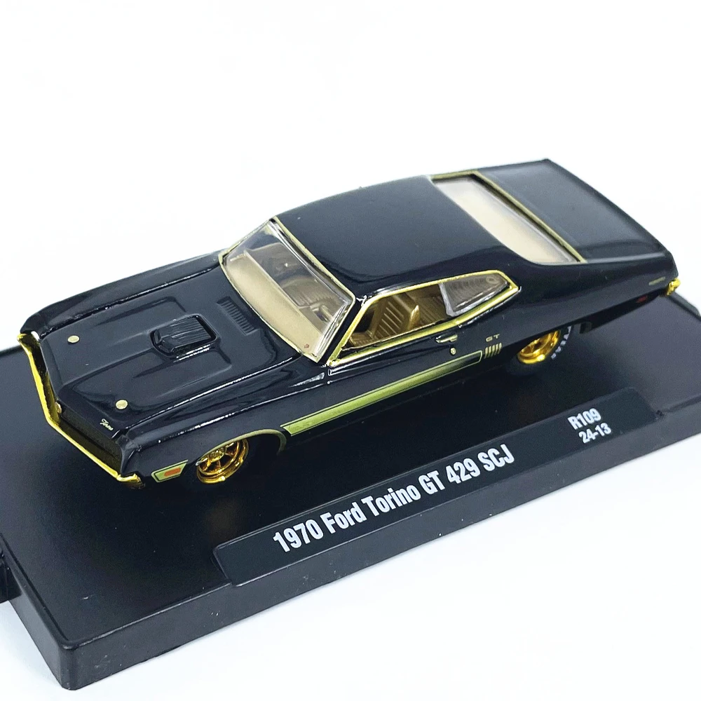 Модель M2 2024 1:64 1970 года модель легкосплавного автомобиля Ford Torino GT коллекция