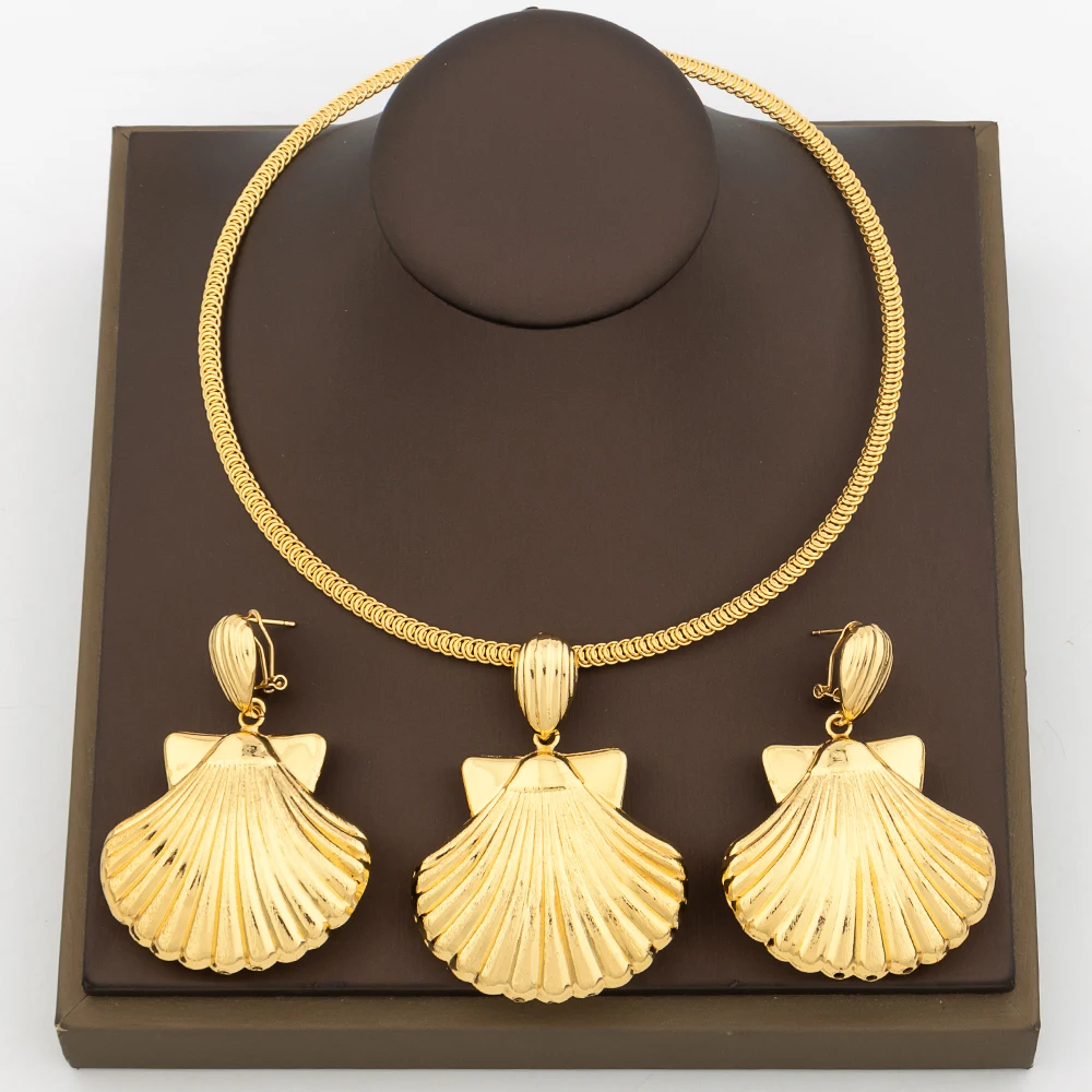 

Earrings and Pendant Jewelry Set African Dubai 18k Gold Plated Earrings and Necklace Jewelry Set Party Daily Wear Accessories