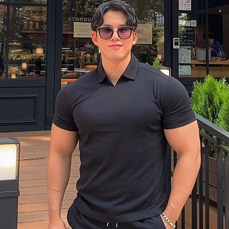 

2022 New Summer V-neck Muscular Sport Polo Shirts Solid-color Lapels Round Bottoms Body-slimming Fitness Shirts Short Sleeves