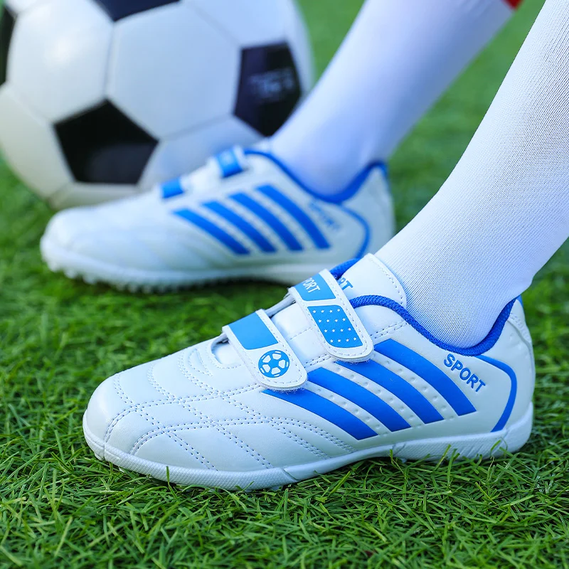 Hot Sale Turf Spikes Hook Loop Children's Futsal Shoes Soft Leather Child Soccer Sneakers Breathable Kids Football Sports Shoes