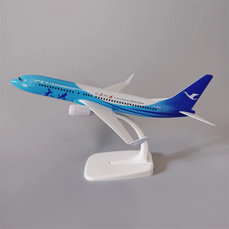 

20CM China XIAMEN Air Daxing Boeing 737 B737 Airlines Diecast Airplane Model Alloy Metal Model Plane Painting Aircraft w Holder