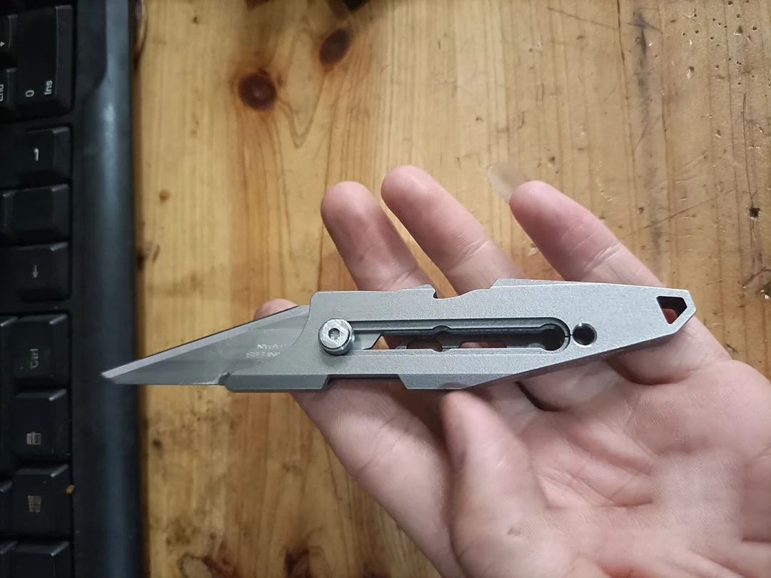 

Titanium Alloy 21 Utility knife Push-pull Knife Paper Cutter Knife