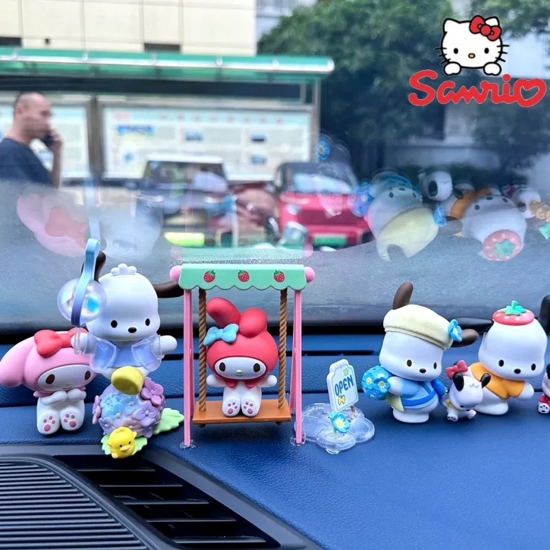 

Genuine MINISO Sanrio Strawberry Manor Series Kawaii Anime Blind Box Trendy Gift Collection Ornaments Figure Children's Toys