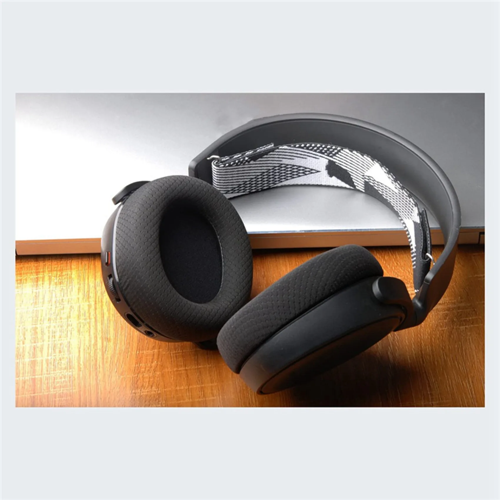 Фото Replacement Earpads Cushions for Steelseries Arctis 1/3/5/7/7X/9/9X/Pro Xbox Wireless Headset Isolation Ear Cushions №2