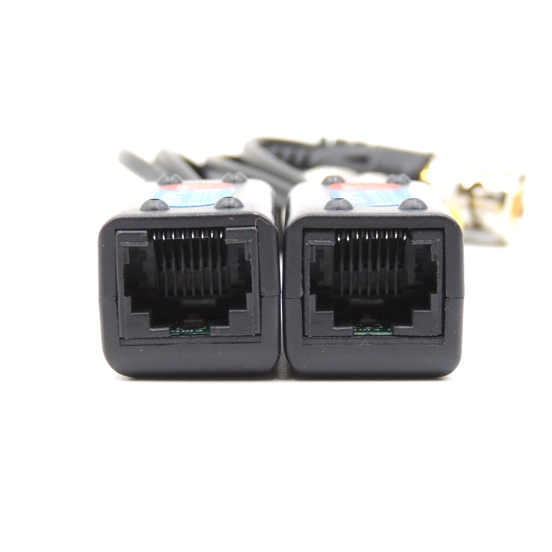 

8. 0mp Video Power Supply Two-in-One Coaxial HD Twisted Pair Transmitter UTP Balun 500pv