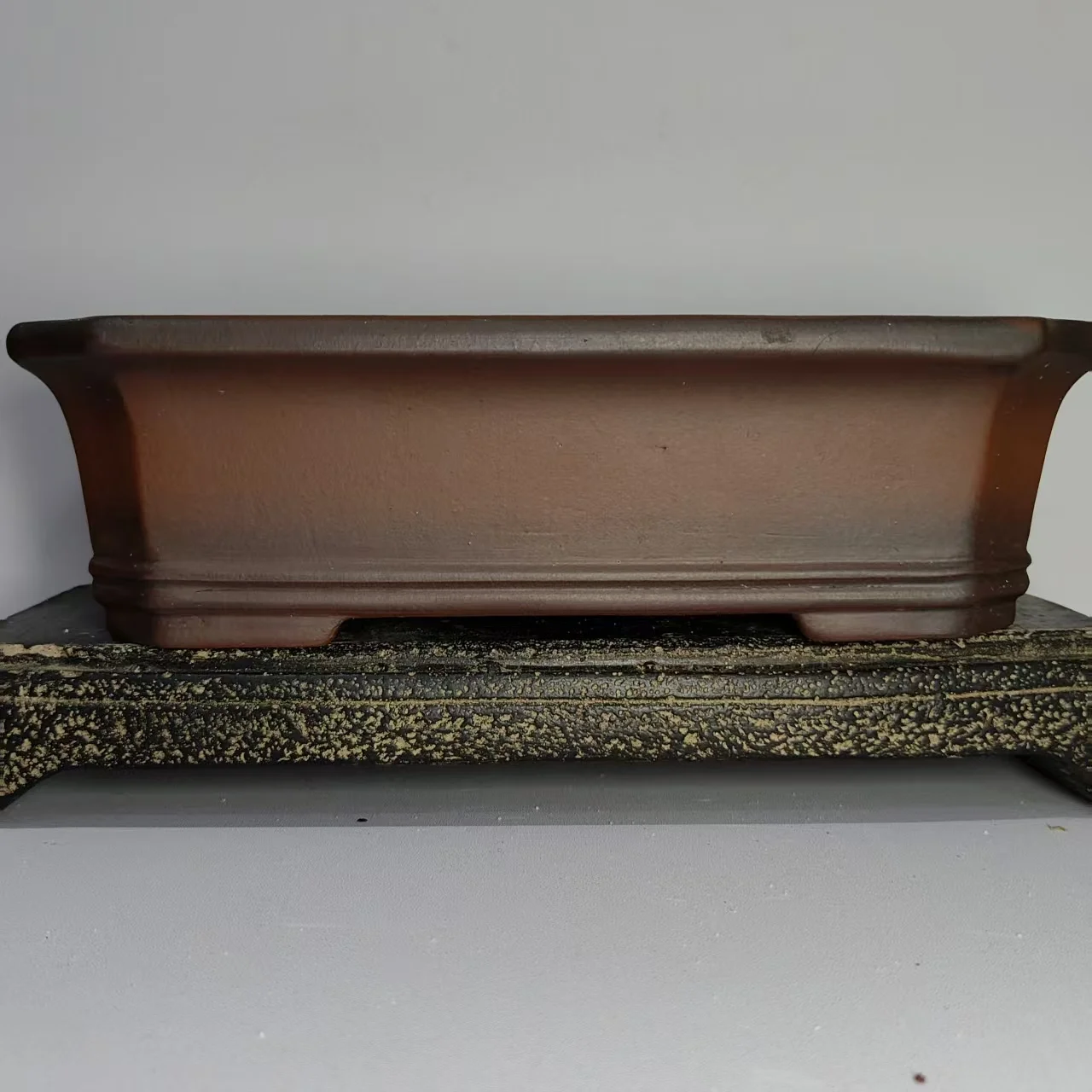 

Неглазированный горшок для бонсай из Исинской глины