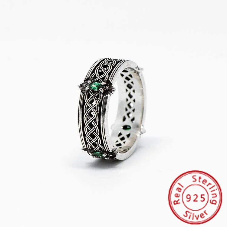 

New 925 Silver Pop Silver Handmade Emerald Amulet Personalized Couple Ring Guardian Ring Green Diamond Ring