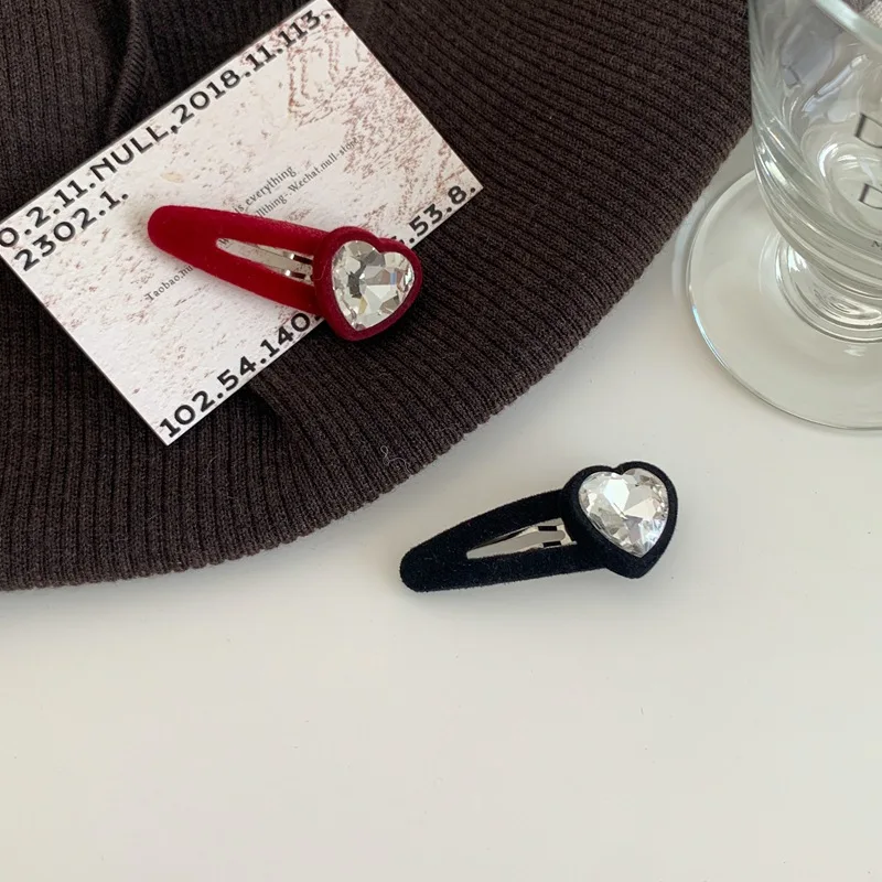 

Korean Senior Feeling Diamond Love Hairpin Temperament Velvet BB Clip Clip Hairpin