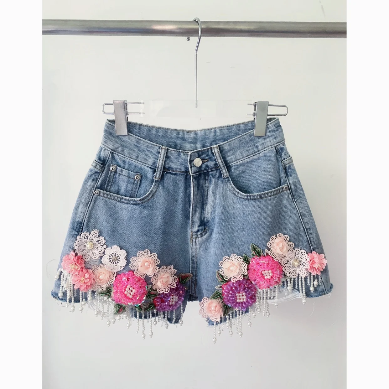 Personality Beaded Embroidery Ripped Tassel Denim Shorts for Women 2023 Summer Short Pants Thin High Waist A- Line Jeans Shorts